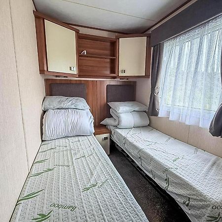 Lovely 8 Berth Caravan At Sunnydale In Lincolnshire Ref 35239S Louth  Extérieur photo