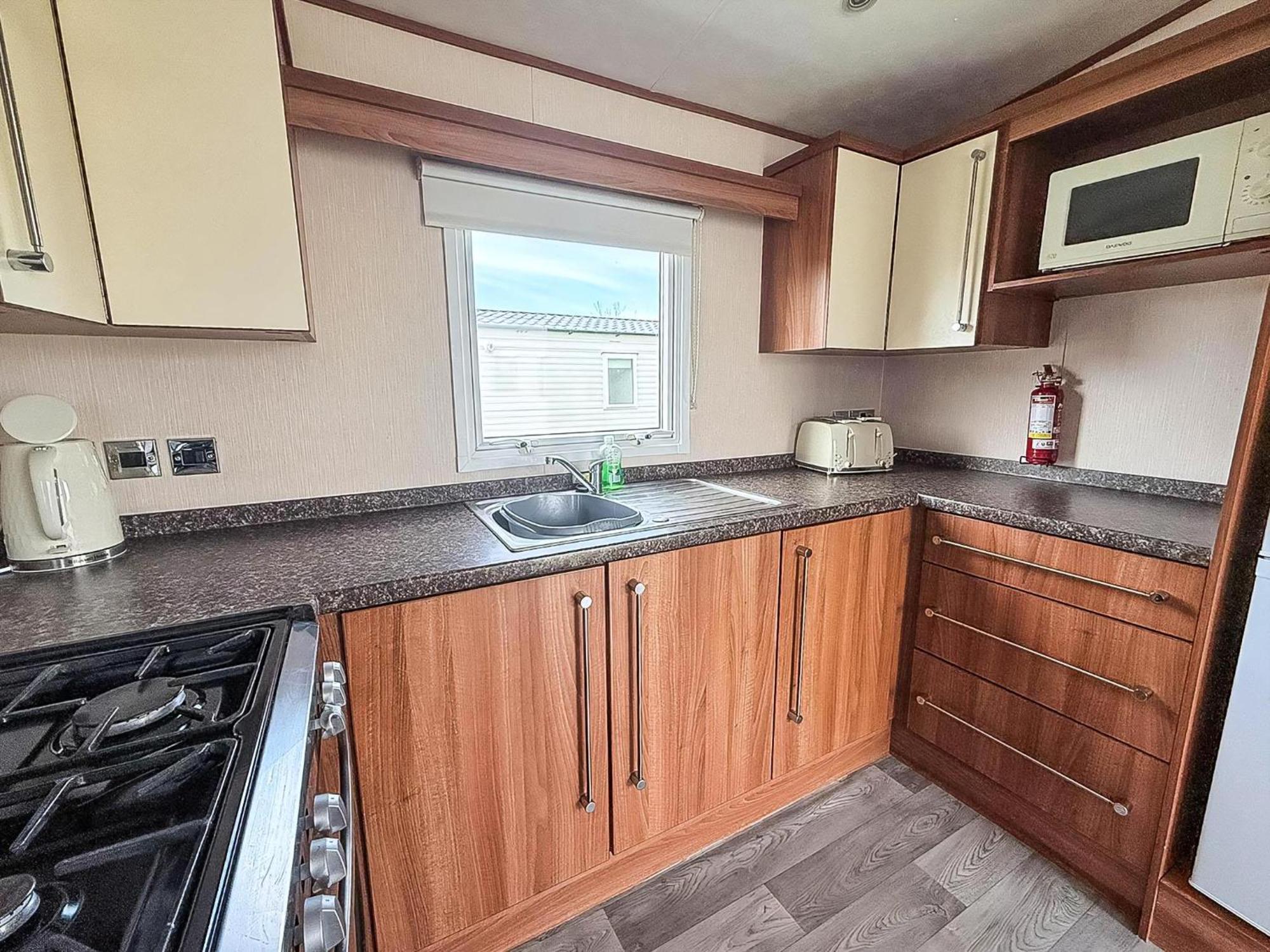 Lovely 8 Berth Caravan At Sunnydale In Lincolnshire Ref 35239S Louth  Extérieur photo